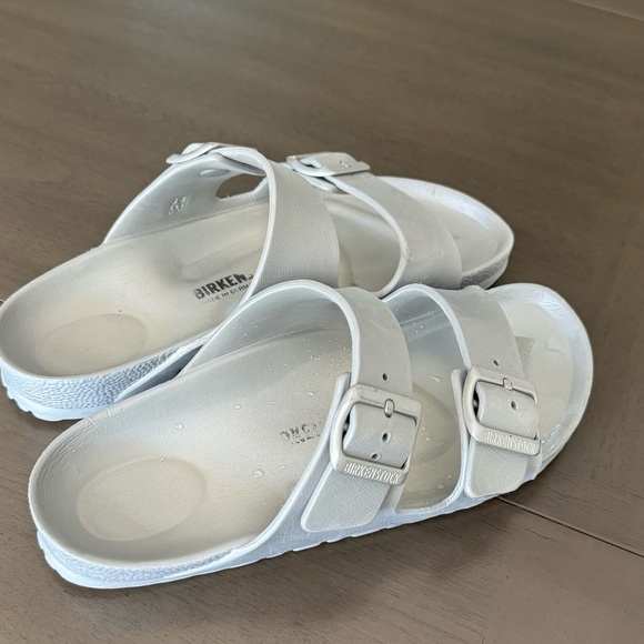 Birkenstock Arizona EVA silver size 8 excellent condition - Picture 3 of 7